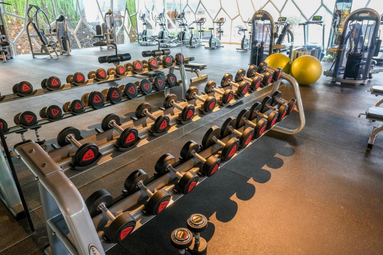فندق تي إس سويتس سيمينياك بالي سمينياك المظهر الخارجي الصورة A gym in the United Kingdom