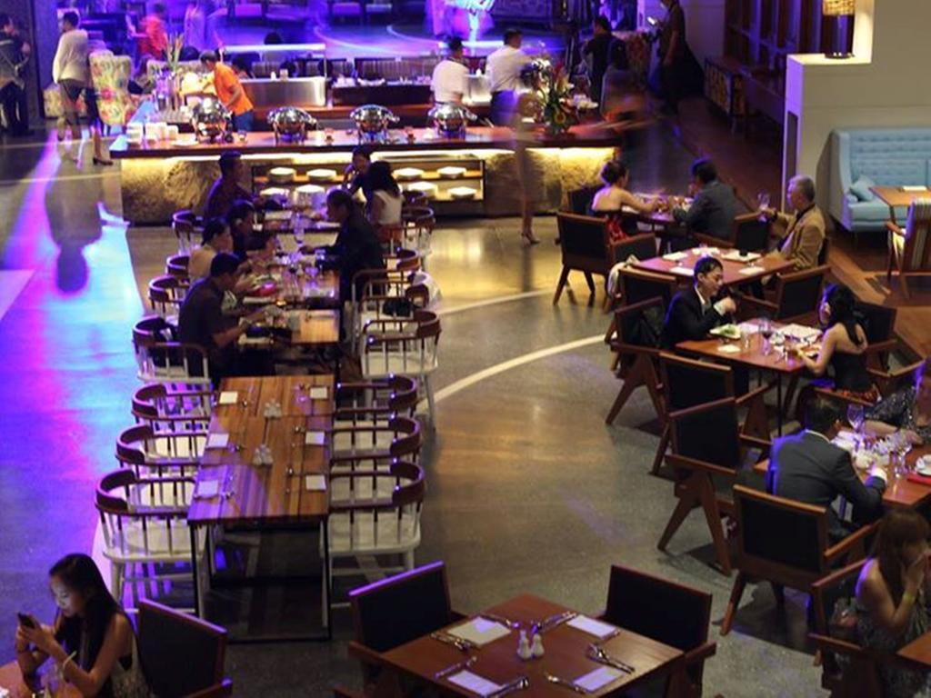 فندق تي إس سويتس سيمينياك بالي سمينياك المظهر الخارجي الصورة The interior of the restaurant